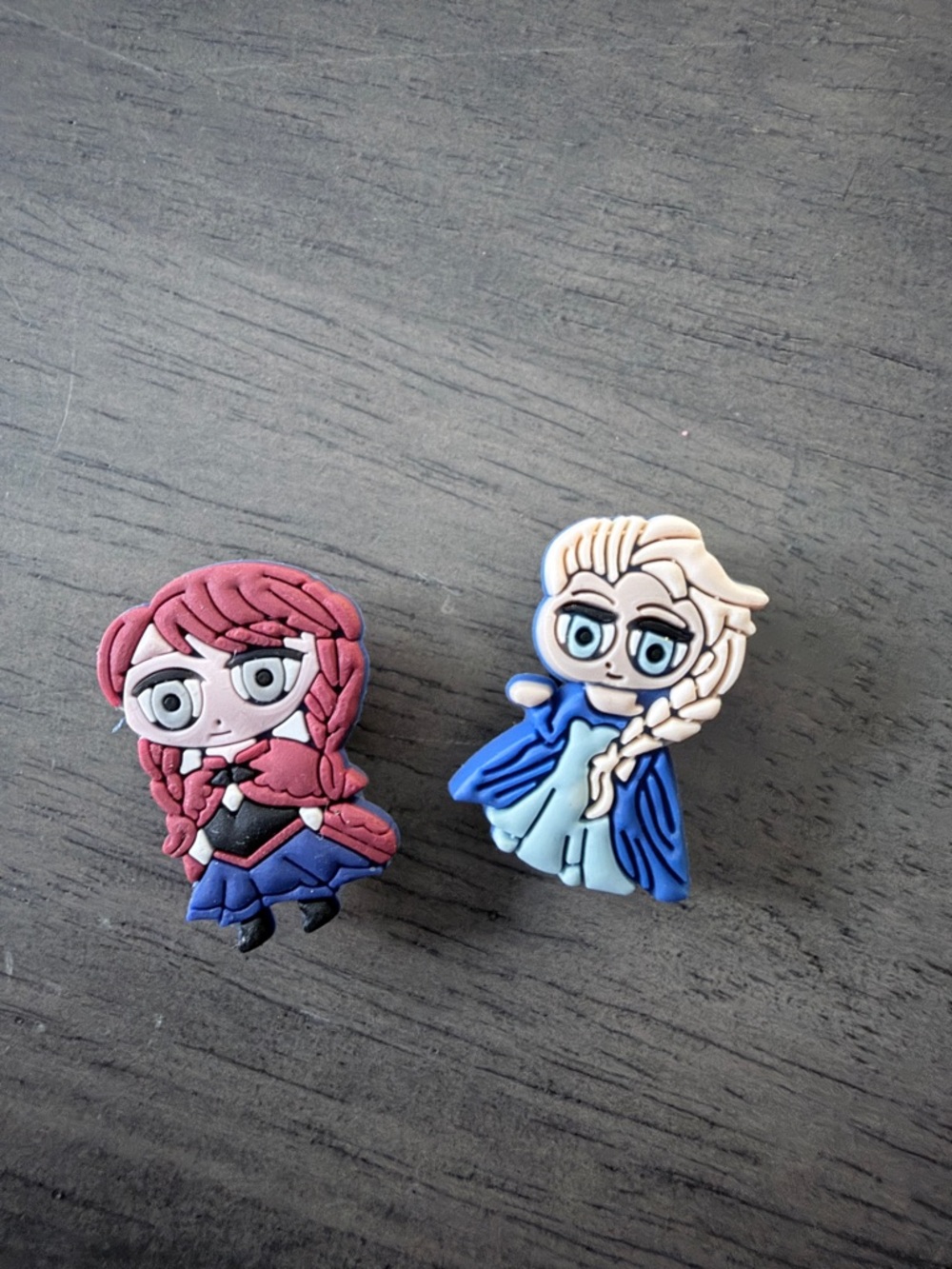 CROCS Disney Frozen Elsa and Anna Jibbitz Shoe Charms